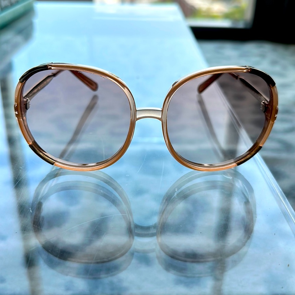 Chloe 70’s inspired glasses
